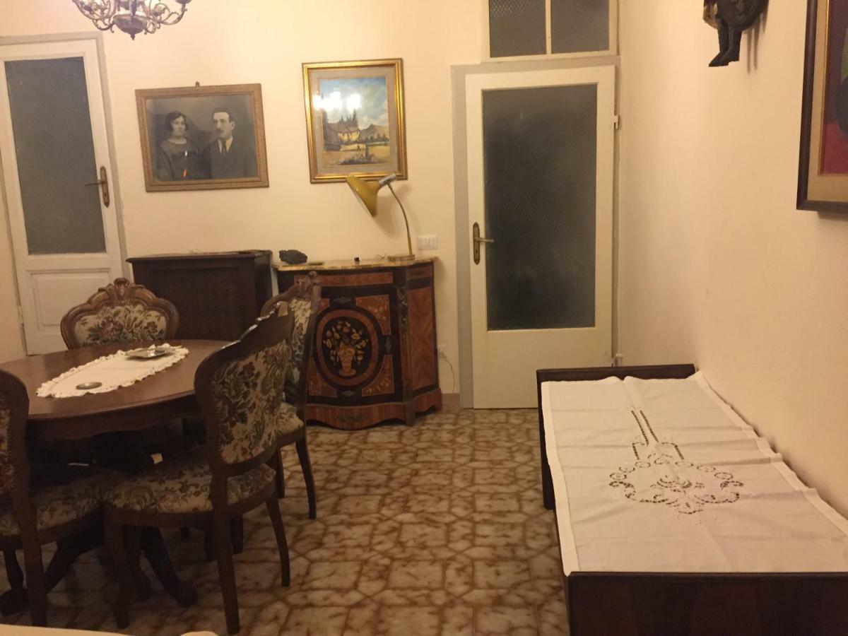 Apartamento La Casa Di Luigi Montevarchi Exterior foto